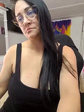 ameliarizo - Ameliarizo's free webcam - UK Sex Cams