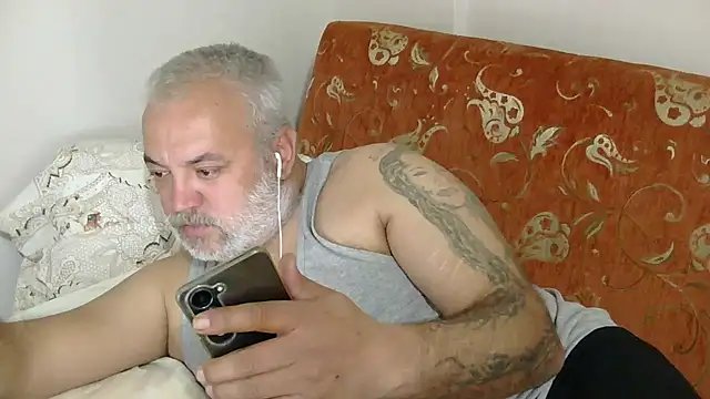 husoizmir - Husoizmir's free webcam - UK Sex Cams