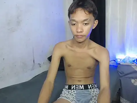 Innocentfucker webcam