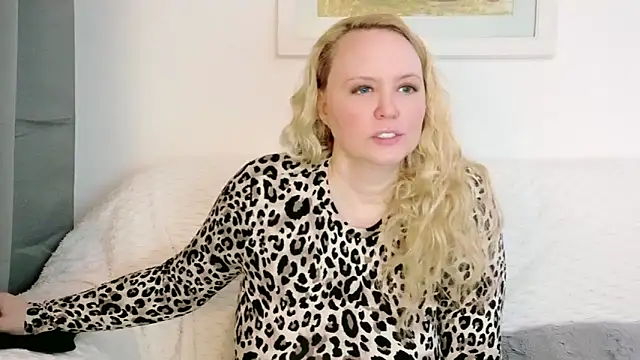 sarah4you - Sarah4you's free webcam - UK Sex Cams