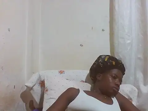 Melodious-Lizz webcam