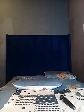 FREAKBARBIE02 webcam