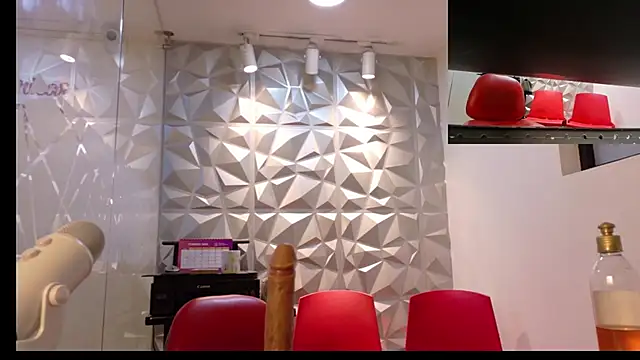 Dakota_Rainbow22 webcam