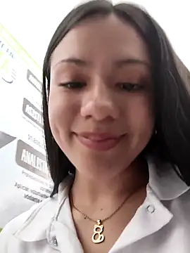 CHARLOTTE__05 webcam