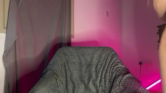 Lunas-Secrets webcam