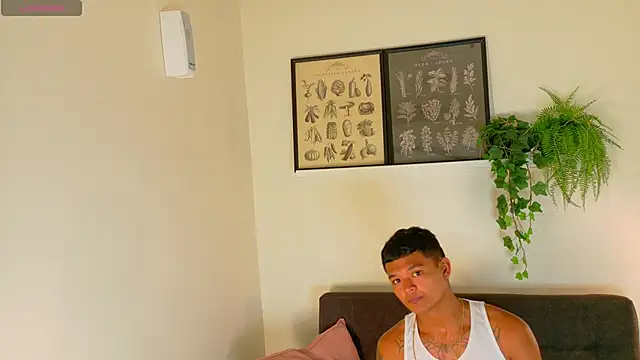 AndrewKenoxx_ webcam