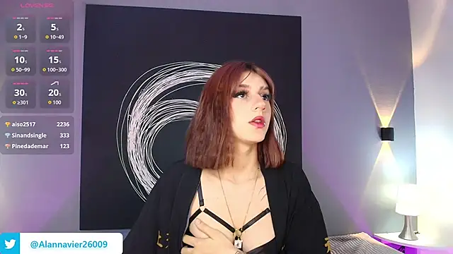 AlannaViera webcam
