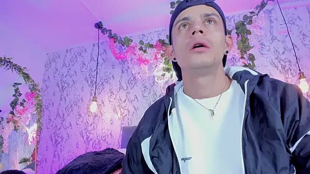 Bonny_and_carrot webcam