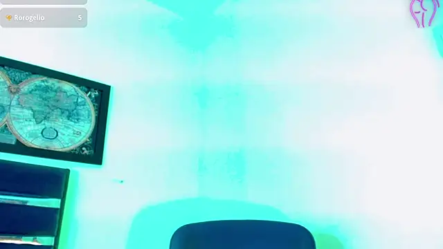 katha_Crawford webcam