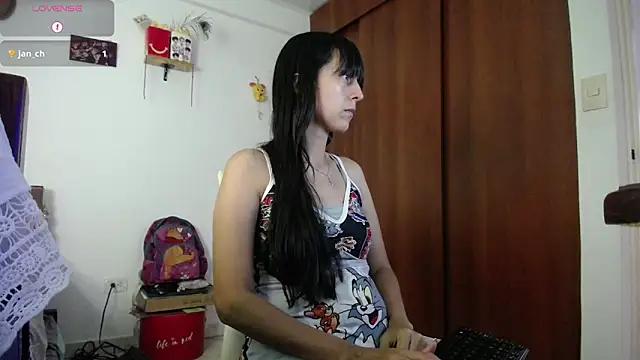 moon_lunita - Moon_lunita's free webcam - UK Sex Cams