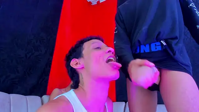 Pleasure_boys_hot webcam