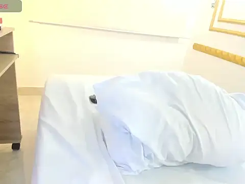 bella_fernand webcam