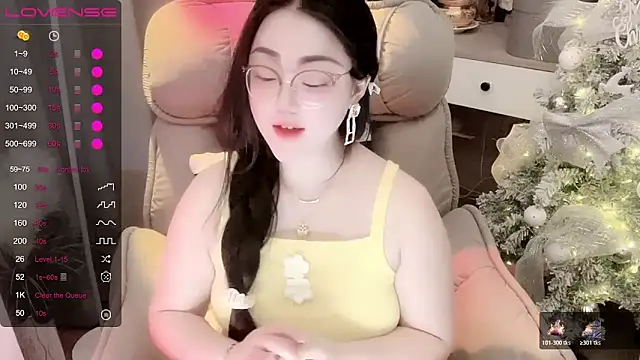 Monica-666888- webcam