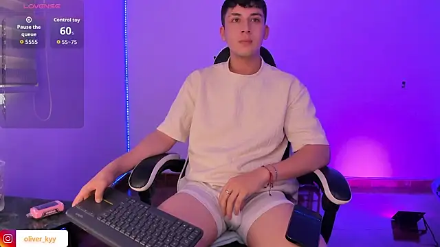 oliver_kyy webcam
