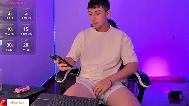 oliver_kyy webcam