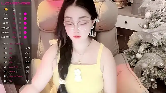 Monica-666888- webcam