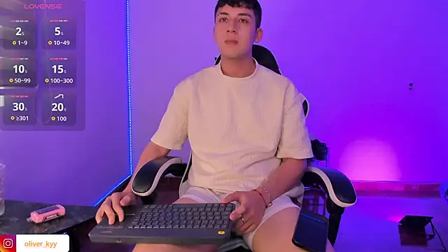 oliver_kyy webcam