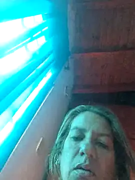 DestinedShelf webcam