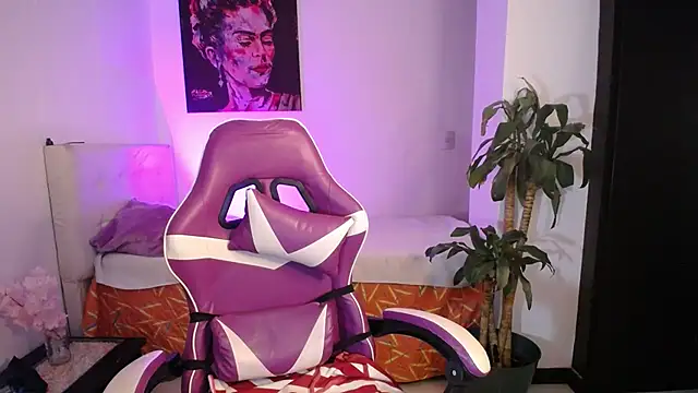 esmeraldaa230 webcam