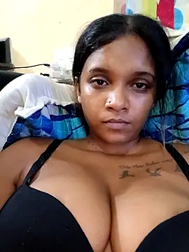Indianqueen03 webcam