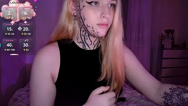 AlexaLaRose2 webcam
