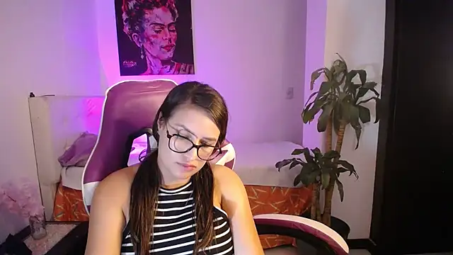 esmeraldaa230 webcam