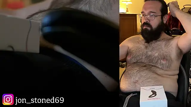 beardedfantasydaddy webcam