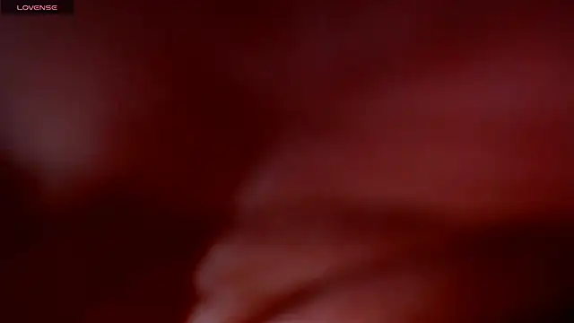 MeatyCockMicaellaTS webcam