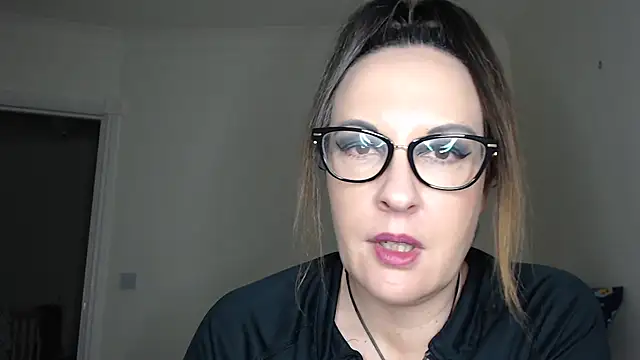 Humiliatrixxxx webcam