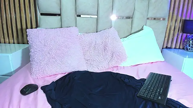 vannepettite_ webcam