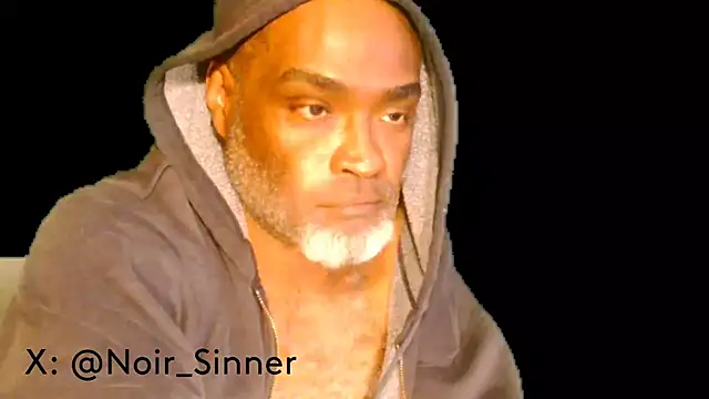 sinnernoir - Sinnernoir's free webcam - UK Sex Cams