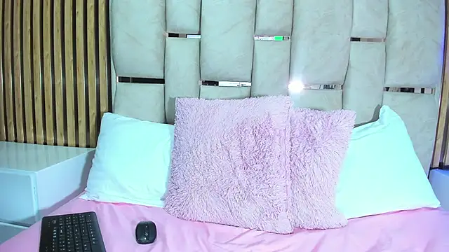 vannepettite_ webcam