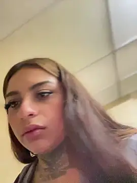 EmilyMoore_Pink webcam