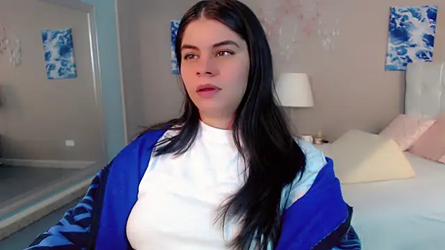 _Maddison_Ivanova_ webcam