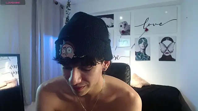 AmethystShadow17 webcam