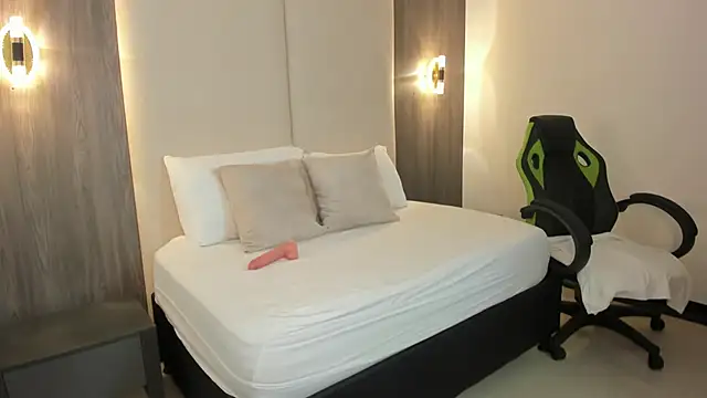 dana_daree - Dana_daree's free webcam