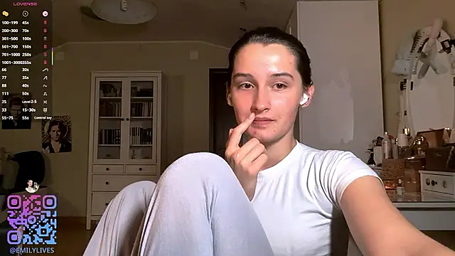 darlinebrustera - DarlineBrustera's free webcam