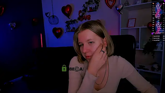 gloria_bubble webcam