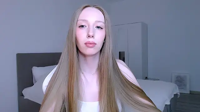 Luna_insniity webcam