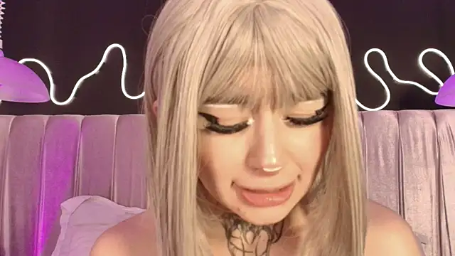 zhally_dee - Zhally_Dee's free webcam - UK Sex Cams