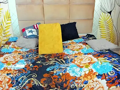 sweet_lulu_sofia webcam