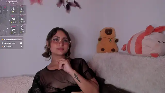 Violette-Ramirez01 webcam