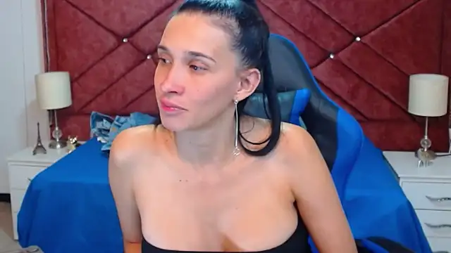 victoria_adams07 webcam