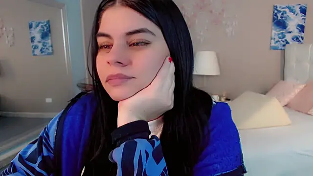 _Maddison_Ivanova_ webcam