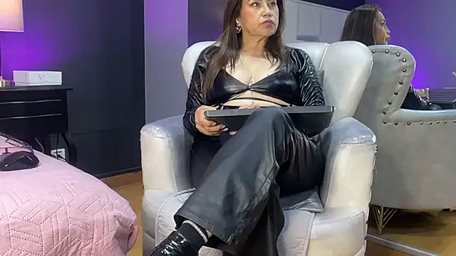 Samantha_Milf__ webcam