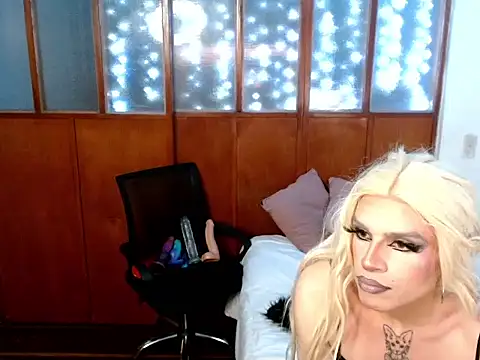 DanniHotBoy02 webcam