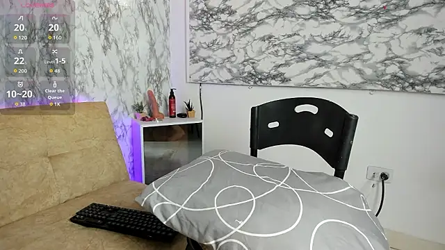 Levana_squirt webcam