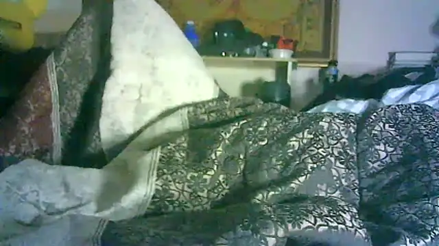 ON3YOULLN3VER_FIR3 webcam