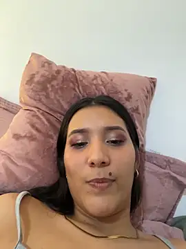 IsabellaJoness_ webcam