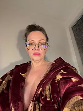 FemDom_RubyKnightXXO webcam